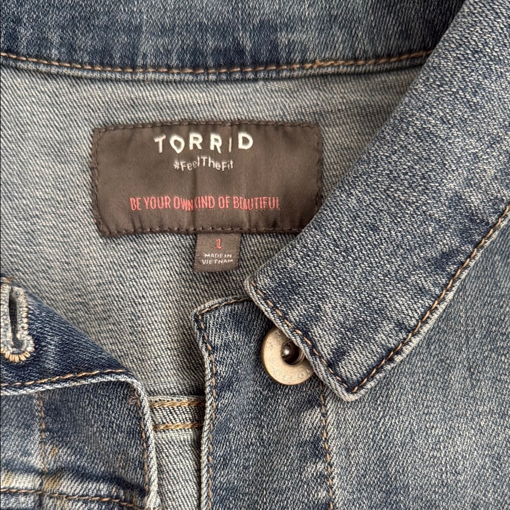 Torrid Blue Denim Vest Cropped Sleeveless - Picture 4 of 10